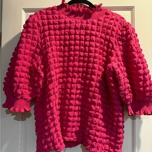 XL GORGEOUS HOT PINK ENGLISH MARKET PUFFER TOP. Adorable with jeans!